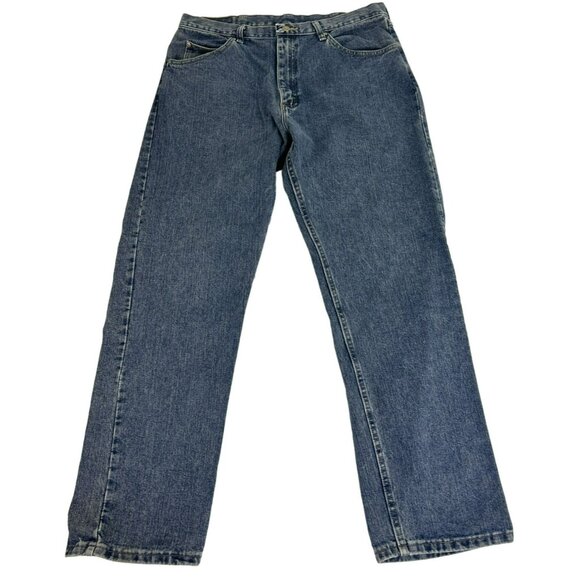 Wrangler Men's Jeans 36x32 Blue Medium Wash Relaxed Fit Straigth Leg Denim - Picture 1 of 7